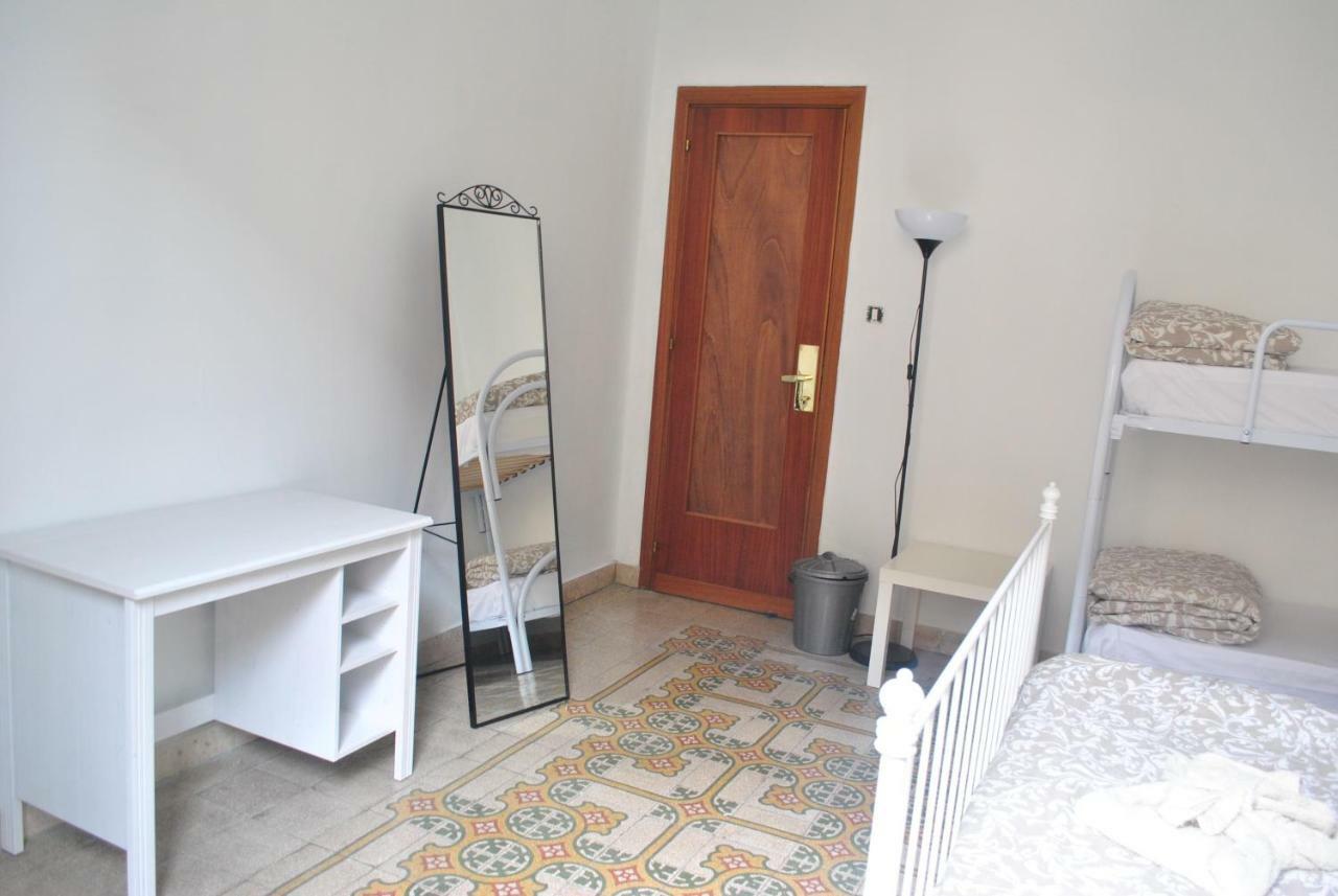 Sunrise Hostel & Rooms Palermo Bagian luar foto