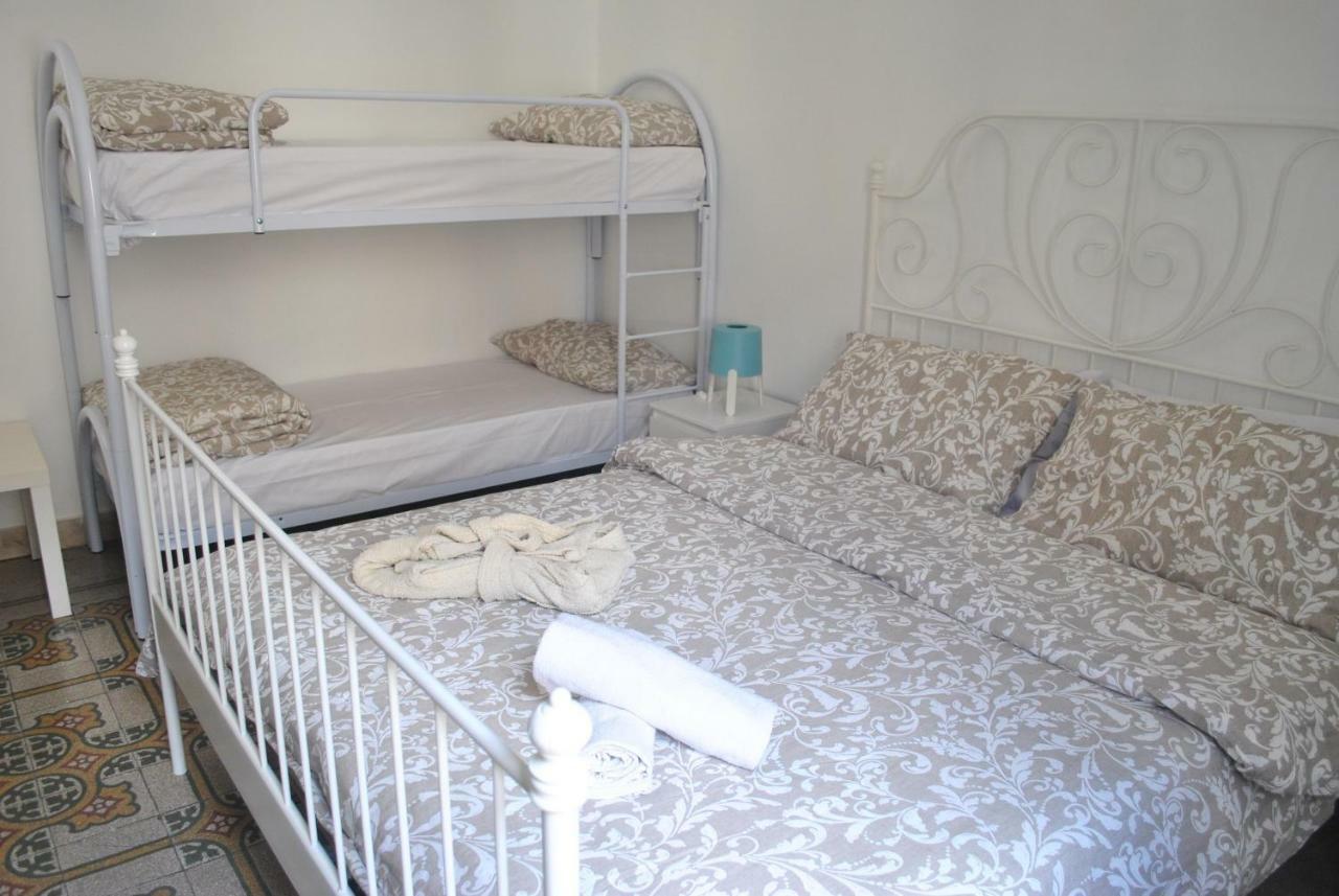 Sunrise Hostel & Rooms Palermo Bagian luar foto