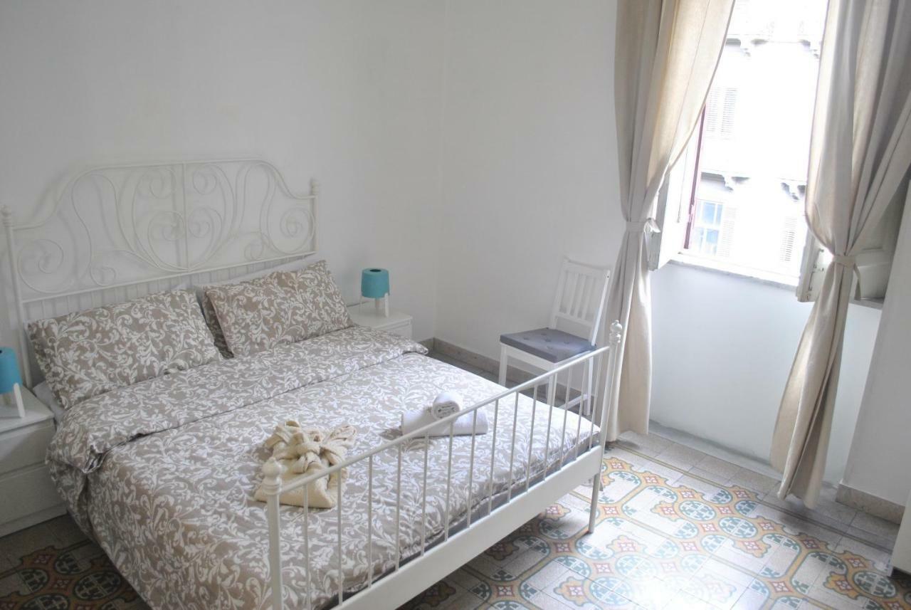 Sunrise Hostel & Rooms Palermo Bagian luar foto