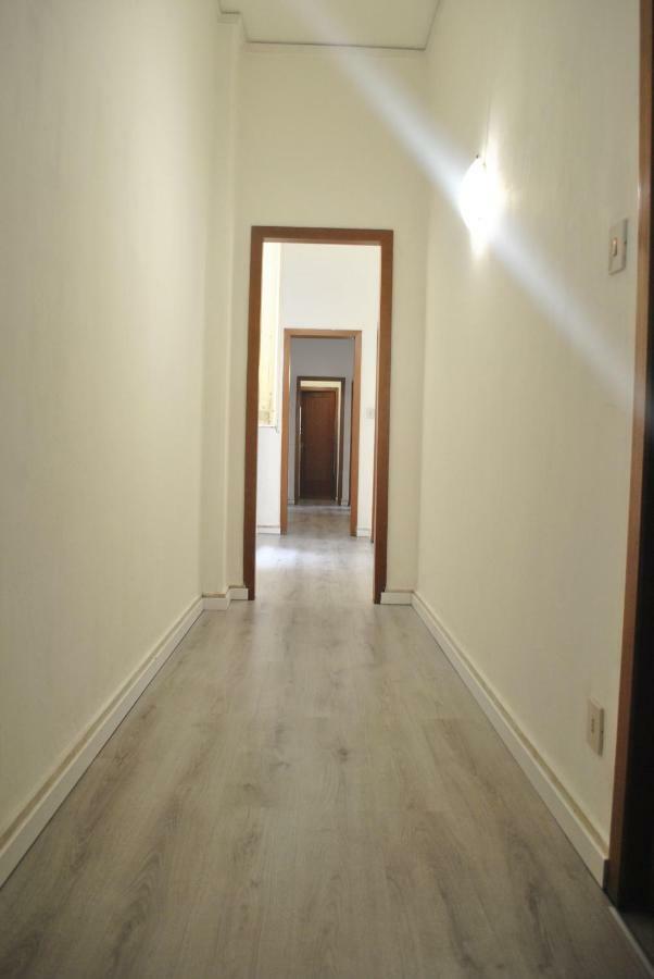 Sunrise Hostel & Rooms Palermo Bagian luar foto